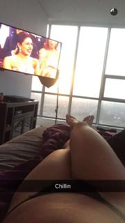 Laci Kay Somers feet photo thumbnail