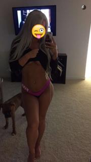 Laci Kay Somers feet photo thumbnail