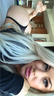 Laci Kay Somers feet photo thumbnail