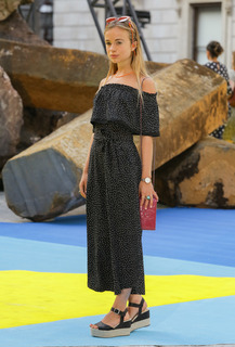 Lady Amelia Windsor feet photo 13