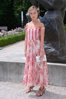 Lady Amelia Windsor feet photo 8