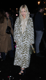 Lady Amelia Windsor feet photo 11