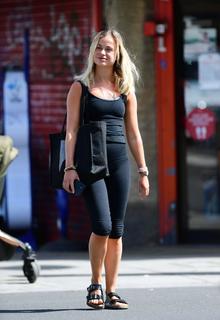 Lady Amelia Windsor feet photo 9