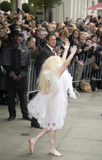 Lady Gaga feet photo thumbnail