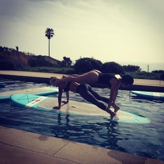 Lady Gaga feet photo thumbnail