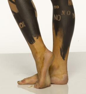 Lady Gaga feet photo thumbnail