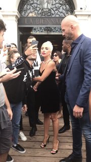 Lady Gaga feet photo thumbnail