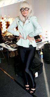 Lady Gaga feet photo thumbnail