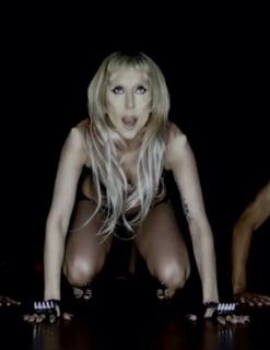 Lady Gaga feet photo thumbnail