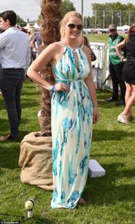Lady Kitty Spencer feet photo 3