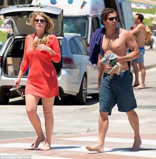 Lady Kitty Spencer feet photo 3