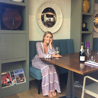 Lady Kitty Spencer feet photo 9