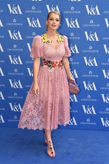 Lady Kitty Spencer feet photo 8