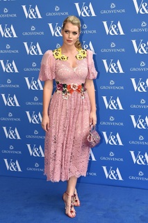 Lady Kitty Spencer feet photo 7