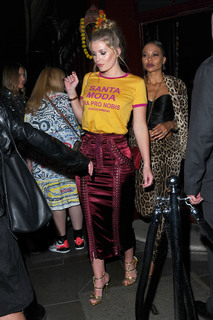 Lady Kitty Spencer feet photo 13