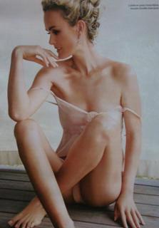 Laeticia Hallyday feet photo 1