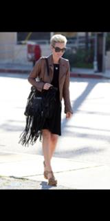 Laeticia Hallyday feet photo 17