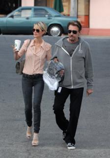 Laeticia Hallyday feet photo 16