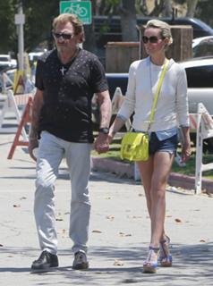Laeticia Hallyday feet photo 13