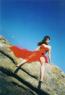 Laetitia Casta feet photo thumbnail
