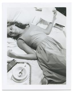 Laetitia Casta feet photo thumbnail