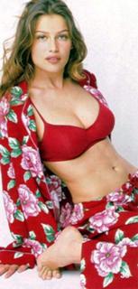 Laetitia Casta feet photo thumbnail