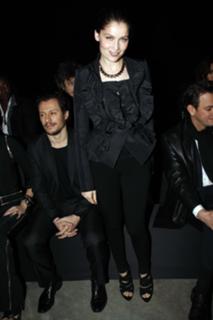 Laetitia Casta feet photo thumbnail