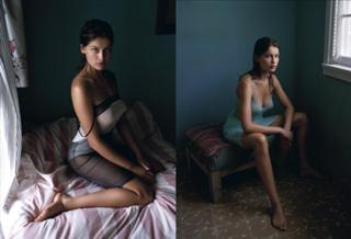 Laetitia Casta feet photo thumbnail