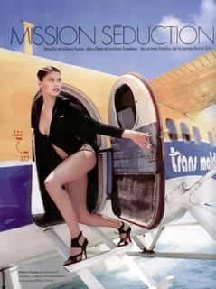 Laetitia Casta feet photo thumbnail
