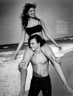 Laetitia Casta feet photo thumbnail