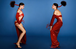 Laetitia Casta feet photo thumbnail