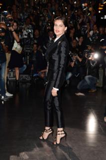 Laetitia Casta feet photo thumbnail