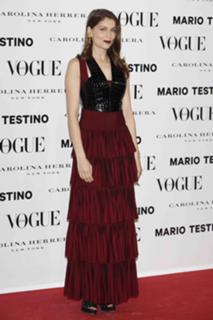 Laetitia Casta feet photo thumbnail