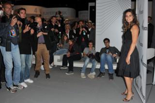 Laetitia Milot feet photo thumbnail