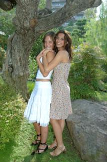 Laetitia Milot feet photo thumbnail