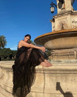 Laetitia Thomas feet photo 2