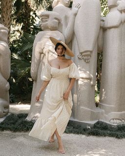Laetitia Thomas feet photo 14
