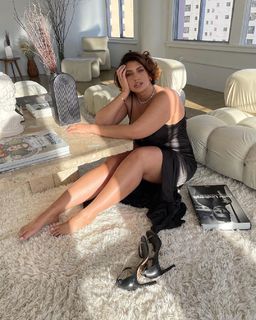 Laetitia Thomas feet photo 14