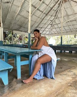 Laetitia Thomas feet photo 15