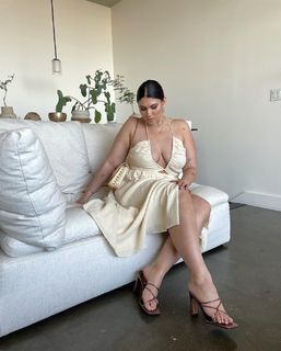 Laetitia Thomas feet photo 2