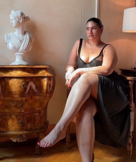 Laetitia Thomas feet photo 1