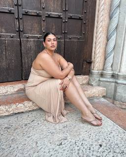 Laetitia Thomas feet photo 13