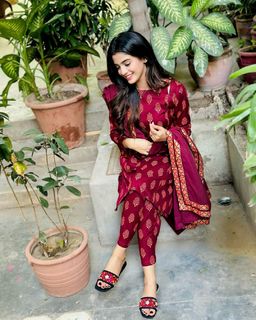Laiba Khan feet photo 19