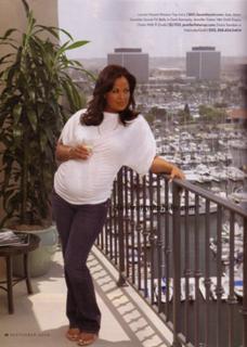 Laila Ali feet photo thumbnail