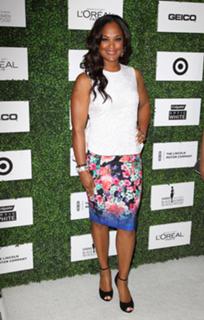 Laila Ali feet photo thumbnail