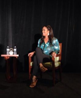 Laila Ali feet photo thumbnail