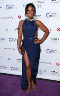 Laila Ali feet photo thumbnail