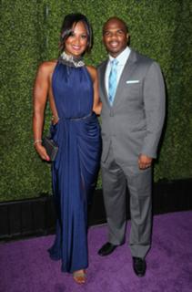 Laila Ali feet photo thumbnail