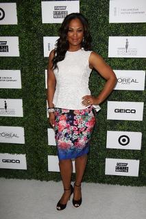Laila Ali feet photo thumbnail