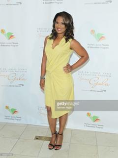 Laila Ali feet photo thumbnail